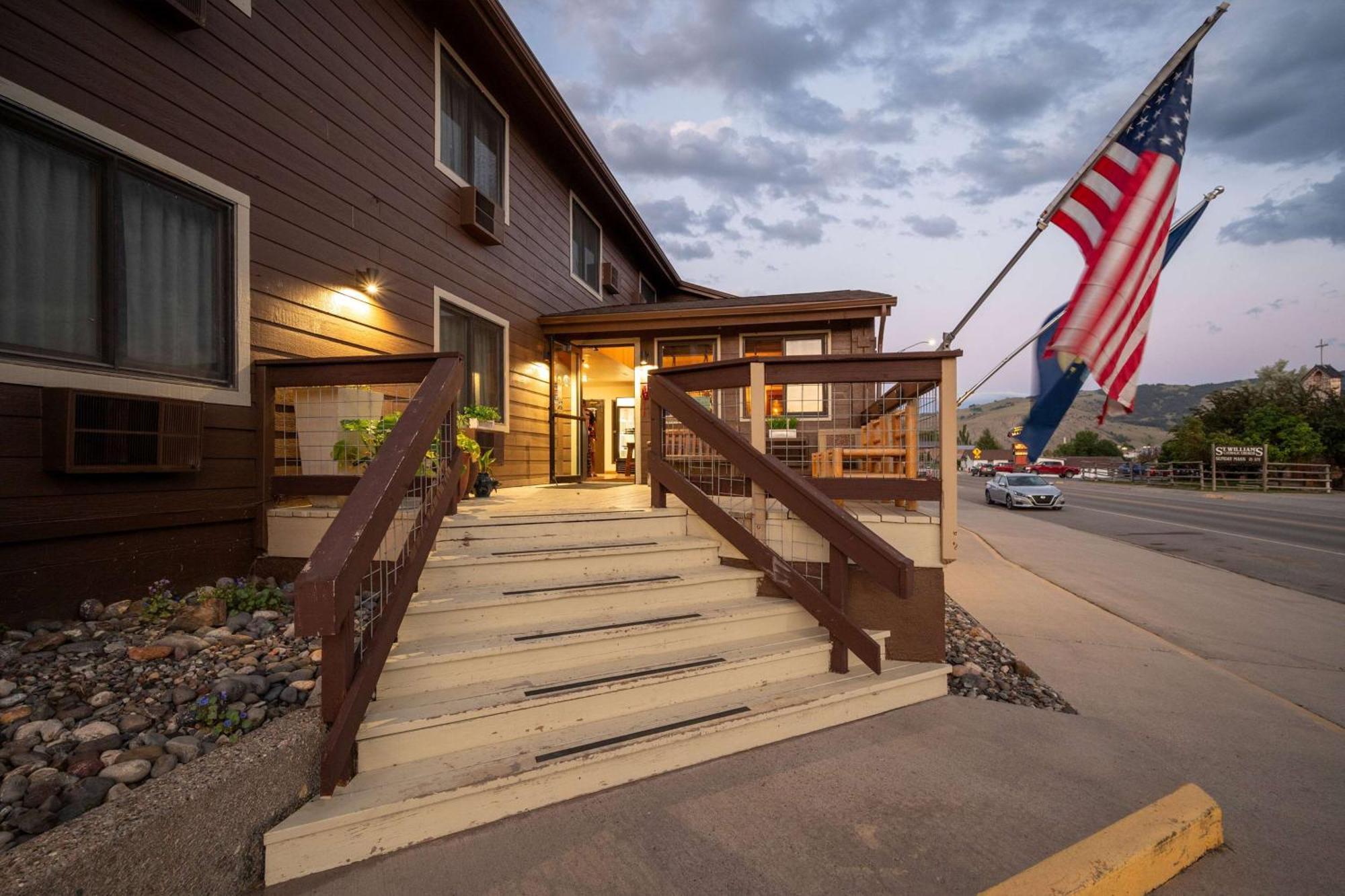Super 8 By Wyndham Gardiner/Yellowstone Park Area Kültér fotó