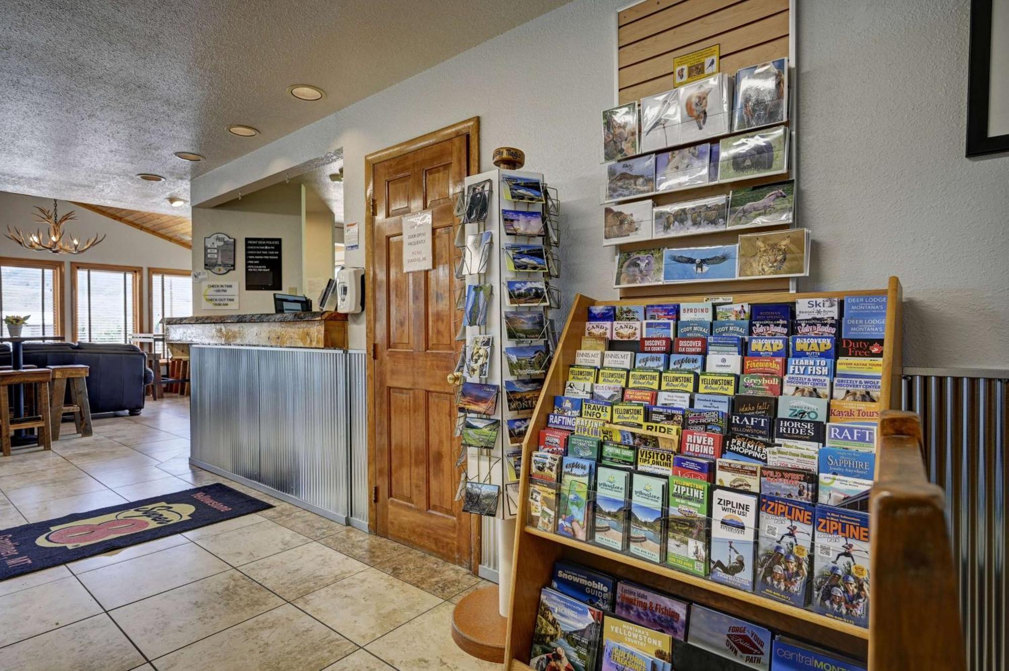 Super 8 By Wyndham Gardiner/Yellowstone Park Area Kültér fotó